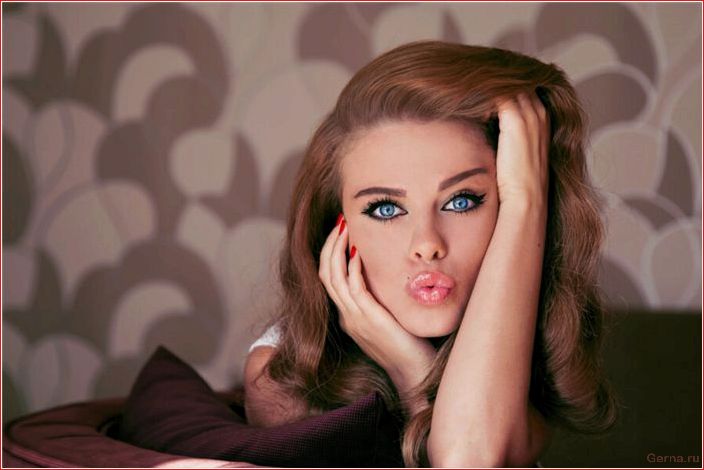 bonuses, kisses, best, reasons, kissing