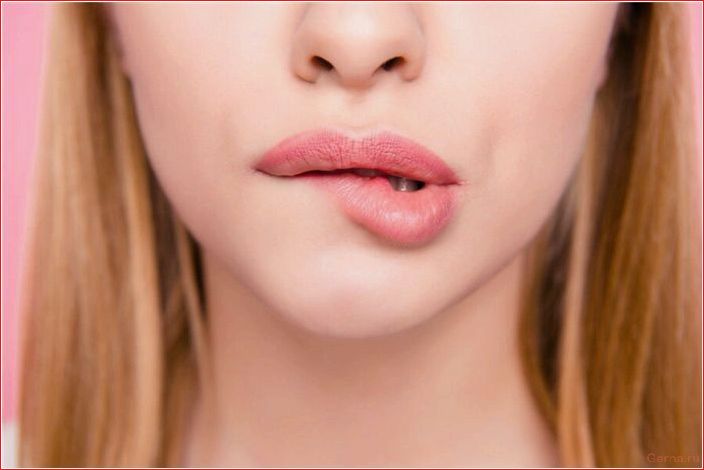 5 Subtle Signs He (or She) Wants Sex subtle, signs, wants, sex