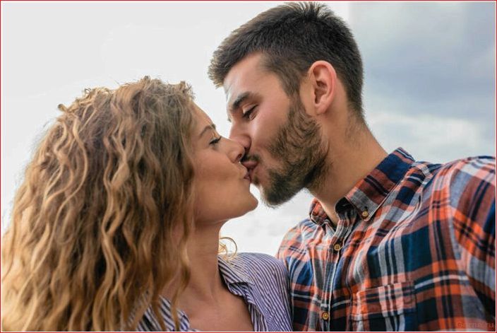 рассказать, партнерше, своих, сексуальных, фантазиях