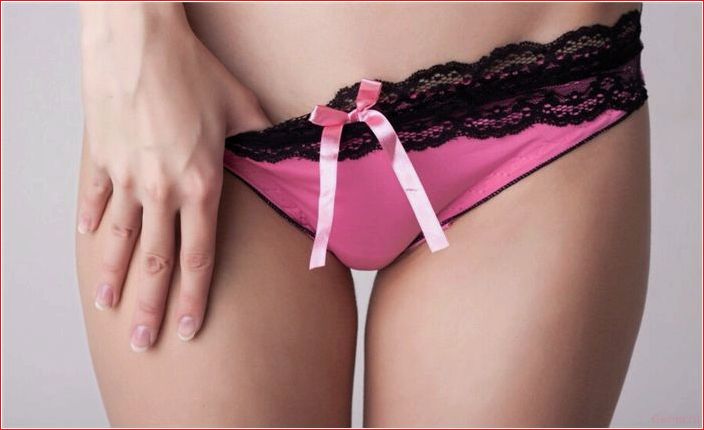Интимные прически — домашнее руководство. Как сделать красоту на лобке?