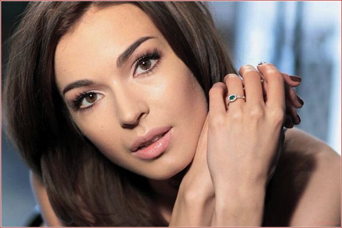 Самые сексуальные русские женщины. ТОР 5 сердцеедок Sexy, Russian, Women, Heartbreakers
