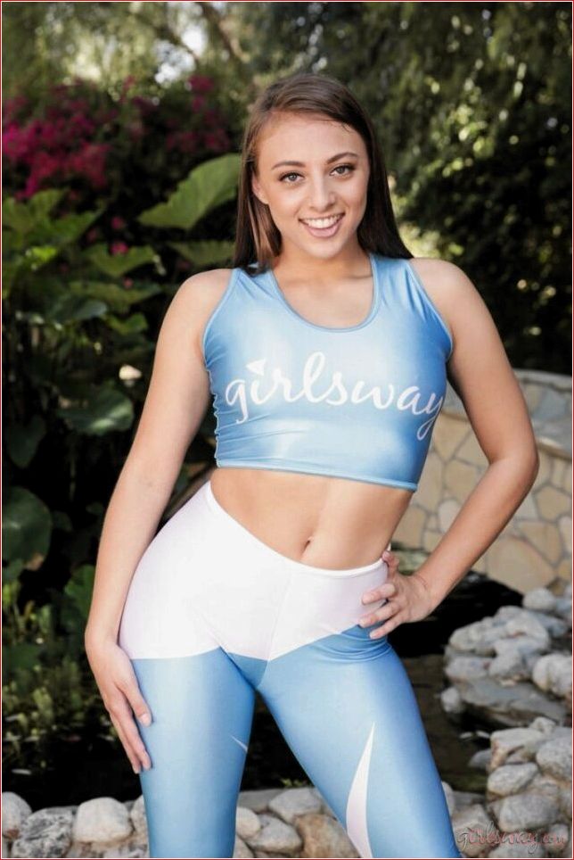 Top 30 Sexy, Beautiful Porn Actresses