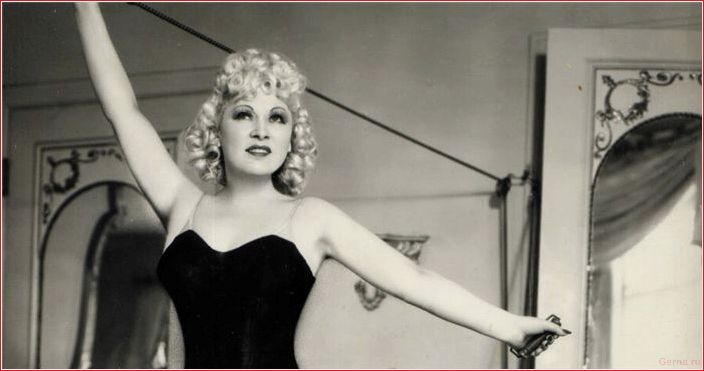 scandalous, blonde, was, west